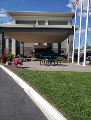 Gallery - Hampton Inn Portland Clackamas