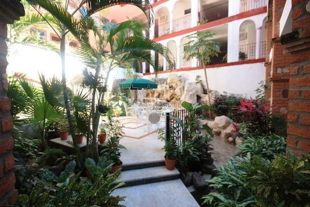 Gallery - Hotel Encino