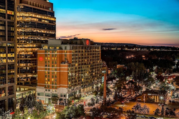 Gallery - Sheraton Suites Calgary Eau Claire