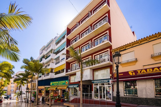 Gallery - Hostal Sol Y Miel
