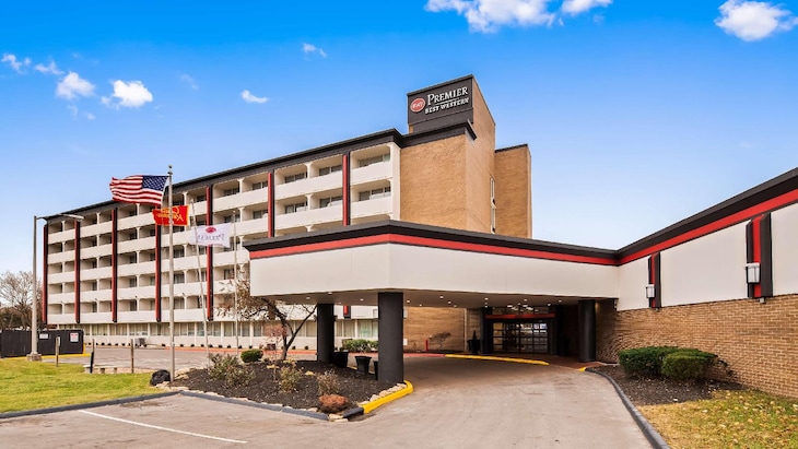 Gallery - Best Western Premier Kansas City Sports Complex