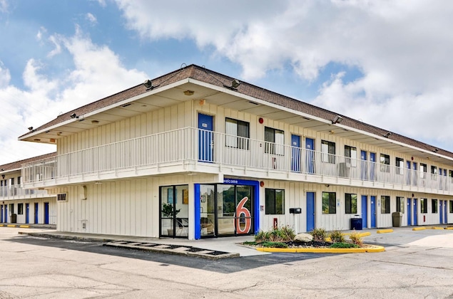 Gallery - Motel 6 Pittsburgh, Pa - Crafton