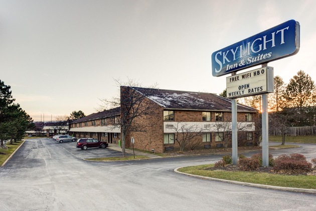 Gallery - Skylight Inn Cleveland - Willoughby