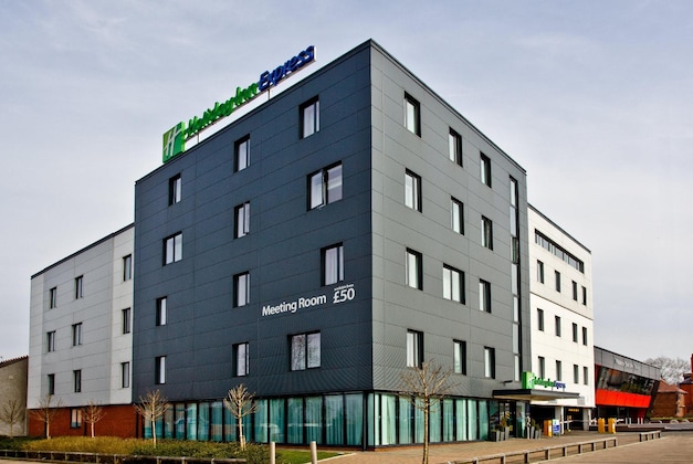 Gallery - Holiday Inn Express Birmingham - South A45, An Ihg Hotel