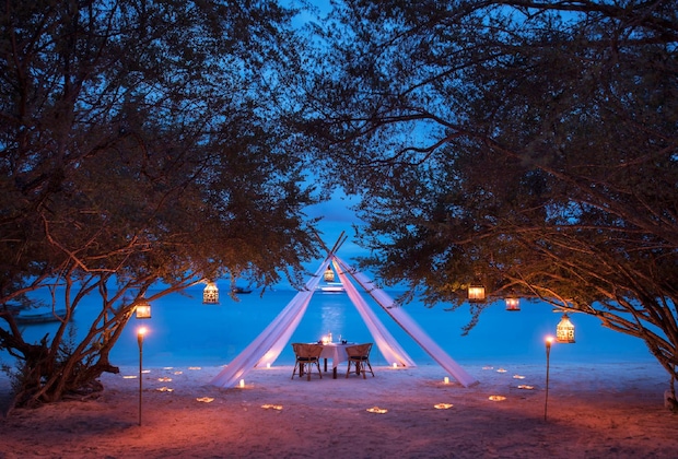 Gallery - Haadtien Beach Resort
