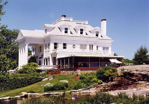 Gallery - The Inn At Mystic