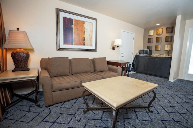 Gallery - The Scottsdale Plaza Resort & Villas