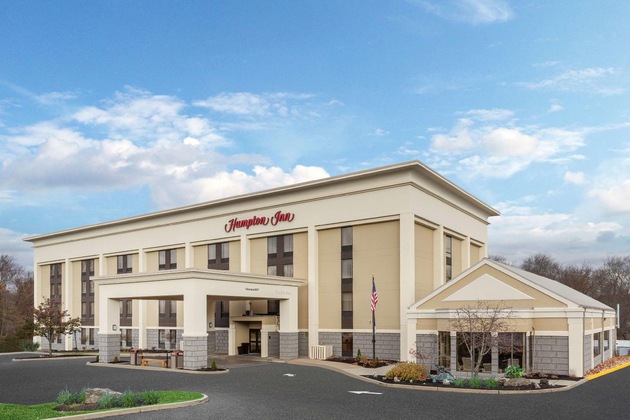 Gallery - Hampton Inn Groton