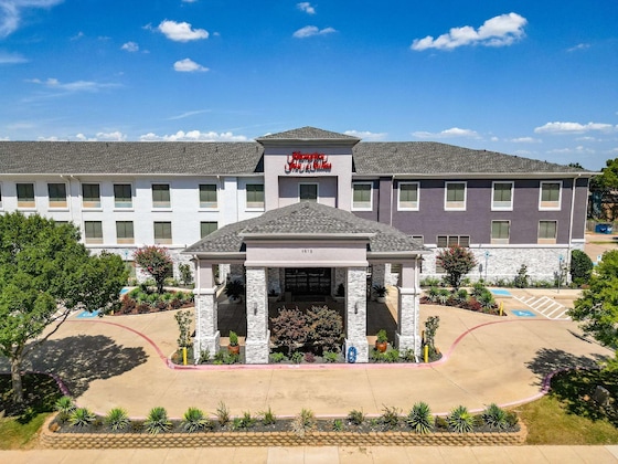 Gallery - Hampton Inn & Suites Denton