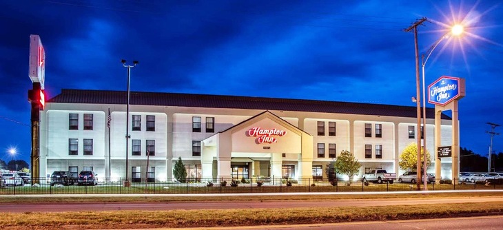 Gallery - Hampton Inn Hutchinson