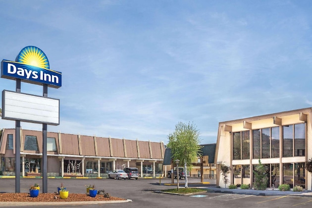 Gallery - Days Inn By Wyndham Klamath Falls