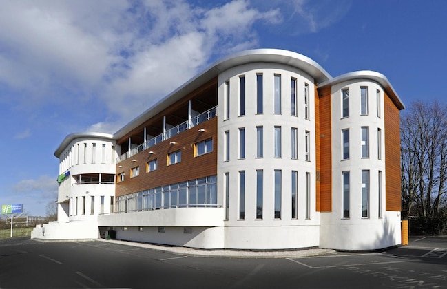 Gallery - Holiday Inn Express Crewe, An Ihg Hotel