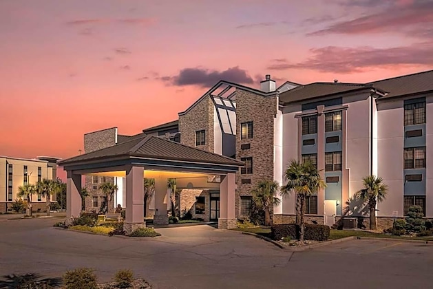 Gallery - Comfort Suites