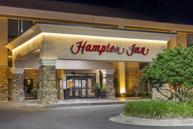Gallery - Hampton Inn Adel