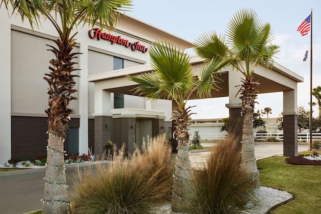 Gallery - Hampton Inn Waycross