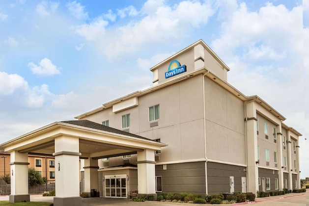 Gallery - Days Inn & Suites By Wyndham Mineral Wells