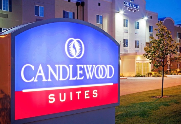 Gallery - Holiday Inn Express & Suites Lenexa - Overland Park Area By Ihg
