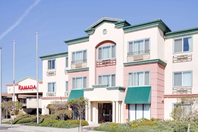 Gallery - Ramada By Wyndham Marina