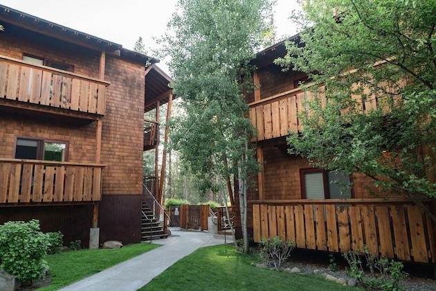Gallery - Gravity Haus Truckee-Tahoe