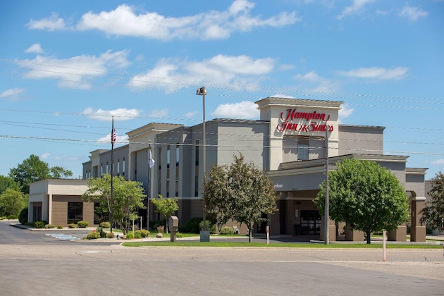 Gallery - Hampton Inn & Suites Alexandria