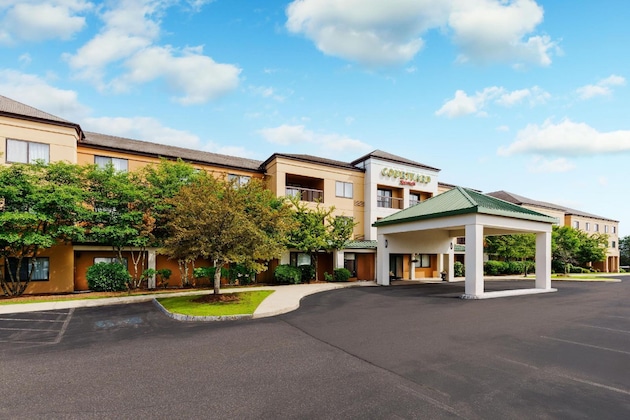 Gallery - Courtyard By Marriott Manchester - Boston Regional Airport