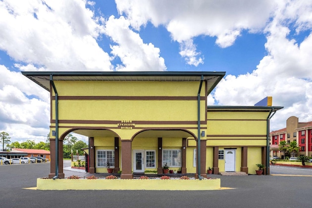 Gallery - Days Inn By Wyndham Waycross
