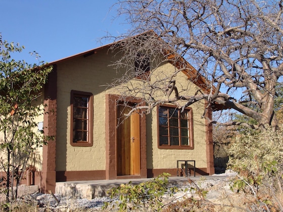 Gallery - Etosha Safari Lodge