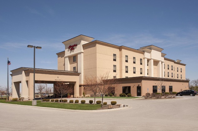 Gallery - Hampton Inn Macomb