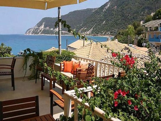 Gallery - Ionis Hotel