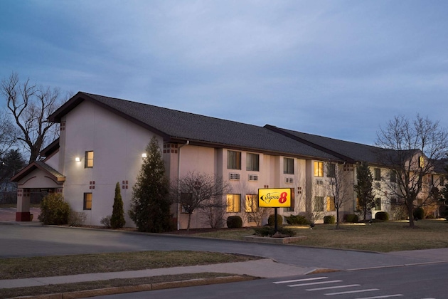 Gallery - Super 8 By Wyndham Ithaca
