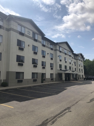 Gallery - Super 8 By Wyndham Manchester Airport