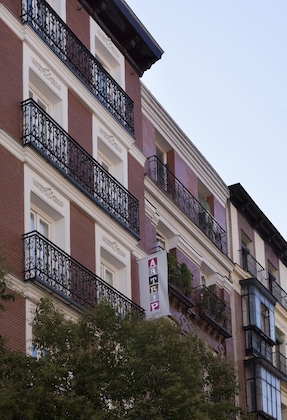 Gallery - Artrip Hotel