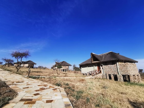 Gallery - Serengeti Sopa Lodge