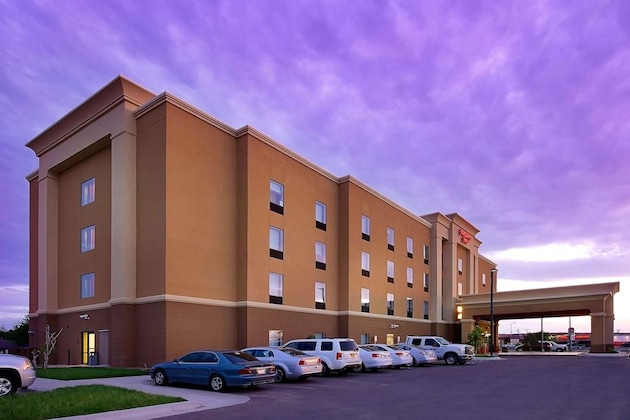 Gallery - Hampton Inn Pampa