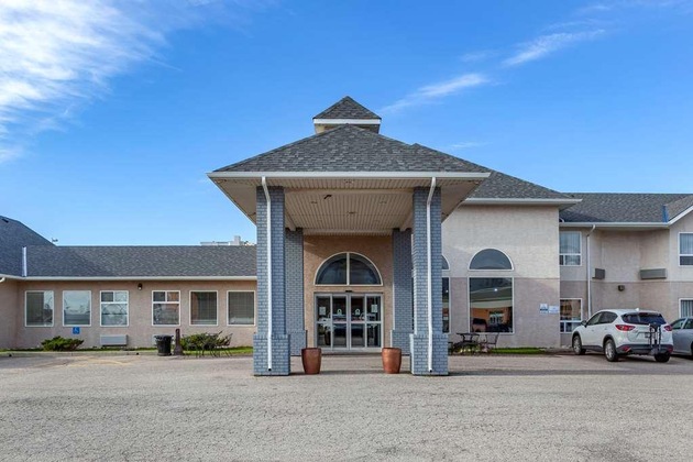 Gallery - Quality Inn & Suites Edmonton International Airport