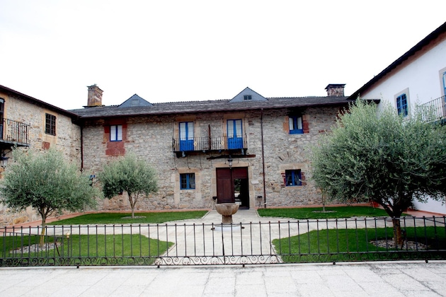 Gallery - Hotel Monumento Pazo Do Castro