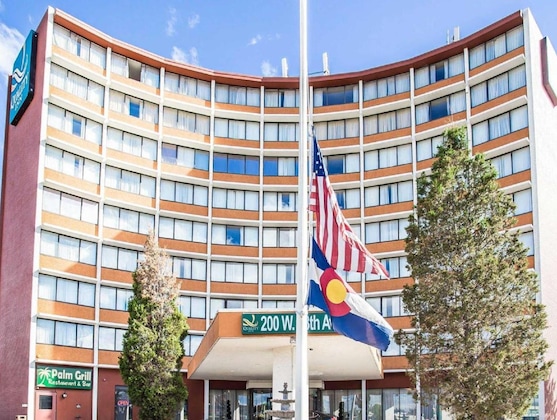 Gallery - Clarion Hotel Denver Central