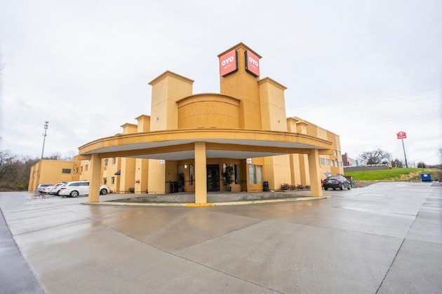 Gallery - Oyo Hotel Knoxville Tn Cedar Bluff I-40