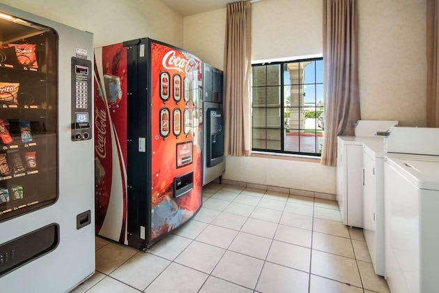 Gallery - Clarion Inn & Suites Weatherford South