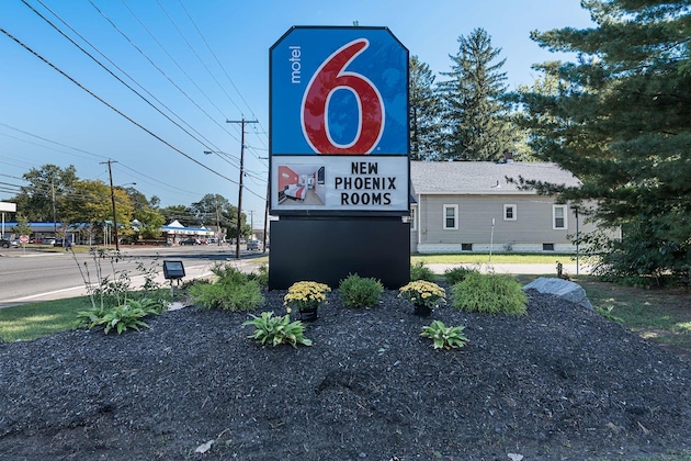 Gallery - Motel 6 Albany Airport