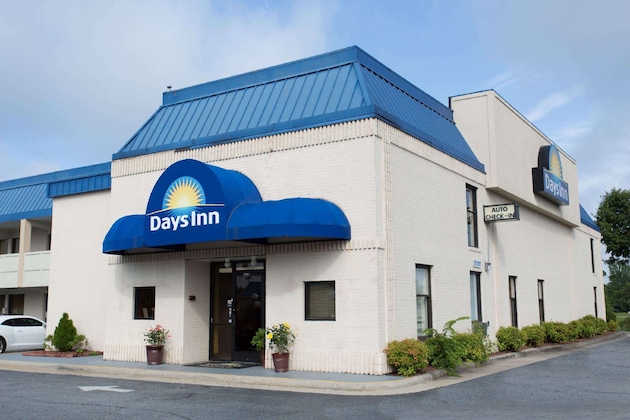 Gallery - Days Inn By Wyndham High Point Archdale