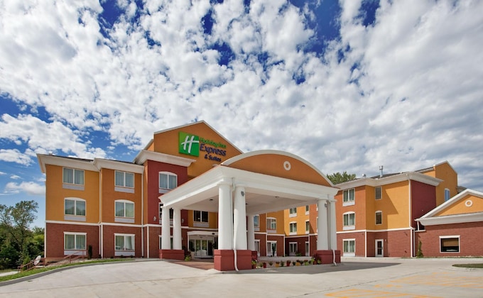 Gallery - Holiday Inn Express Hotel & Stes Kansas City Sports Complex By Ihg