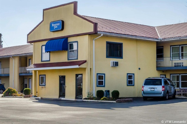 Gallery - Rodeway Inn