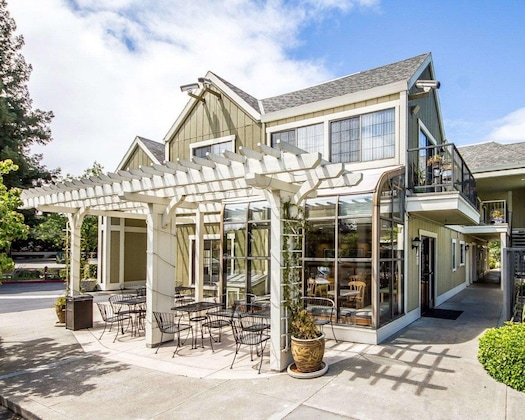 Gallery - Quality Inn Petaluma