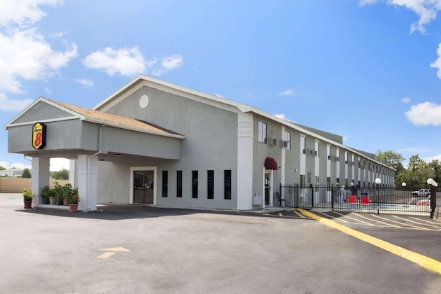 Gallery - Super 8 By Wyndham Ardmore