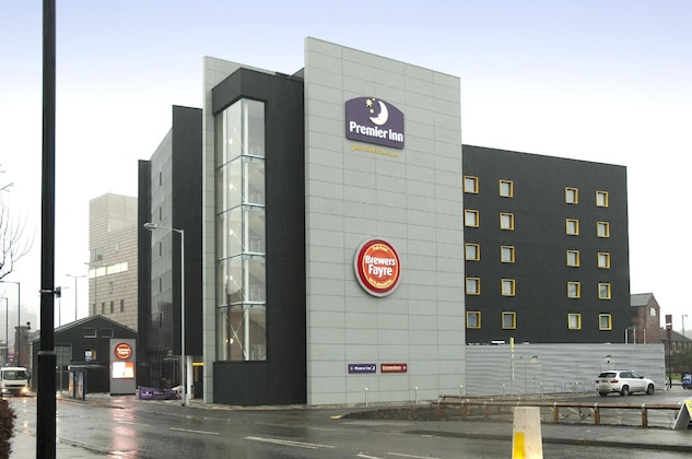 Gallery - Premier Inn Walsall Town Centre