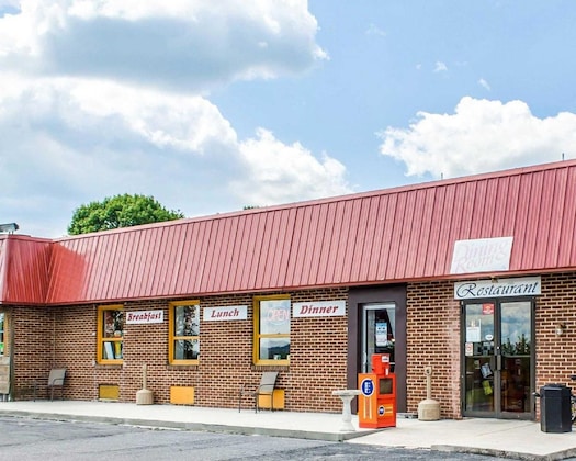 Gallery - Rodeway Inn Wormleysburg - Harrisburg