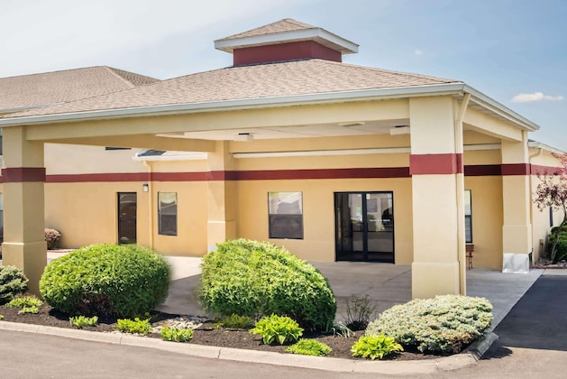 Gallery - Super 8 By Wyndham Bellefontaine
