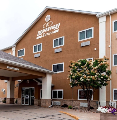 Gallery - Expressway Suites Bismarck