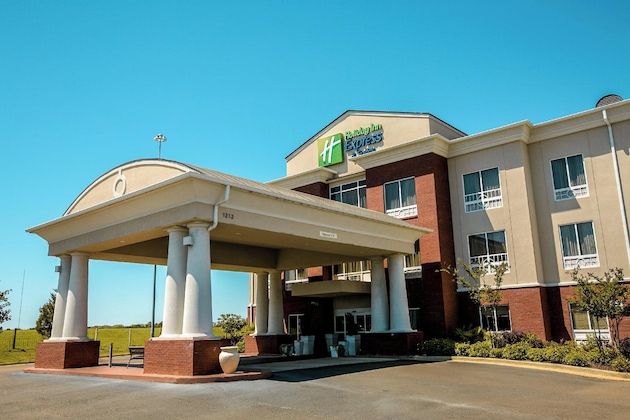 Gallery - Holiday Inn Express Hotel & Suites Brookhaven By Ihg